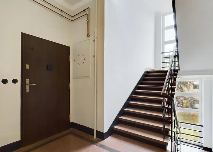 Bright Studio Near The Palace Of Culture & Science By Noclegi Renters