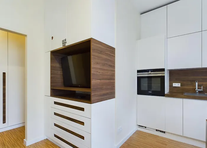 Bright Studio Near The Palace Of Culture & Science By Noclegi Renters