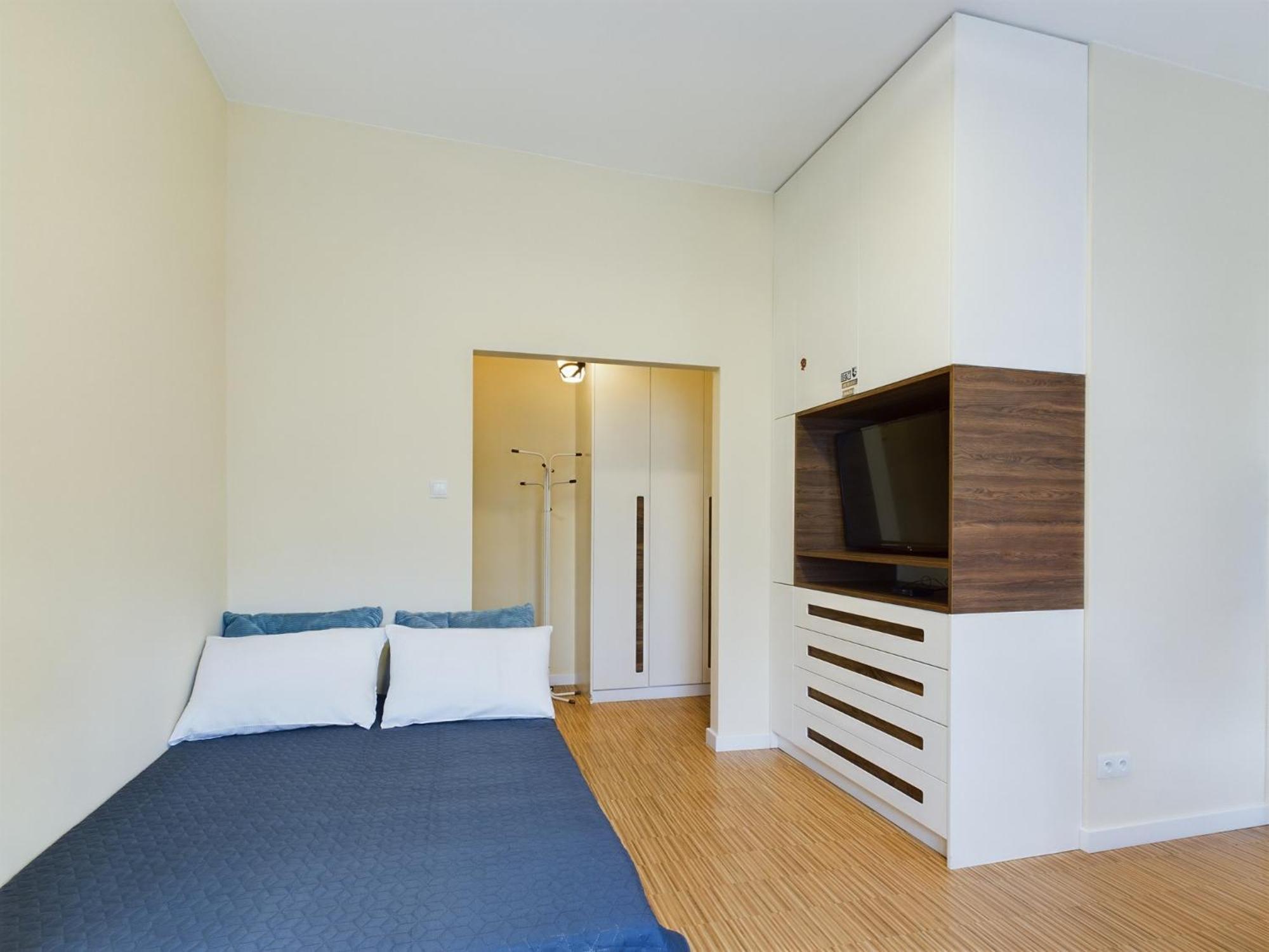 Bright Near The Palace Of Culture & Science By Renters * Warszawa
